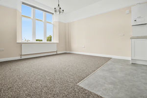 Living area- click for photo gallery